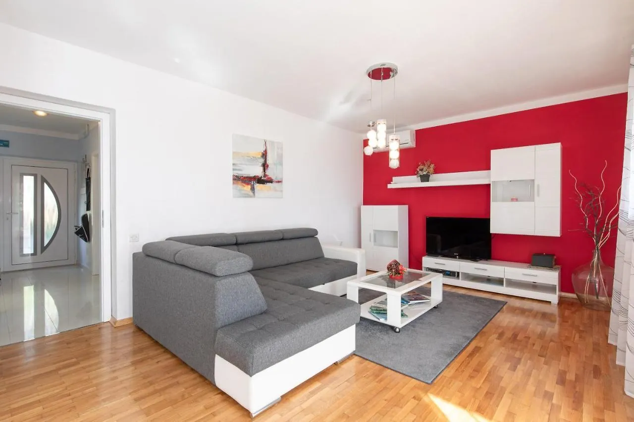 Apartment Lavanda With Beautiful Garden Krk Town Croatia