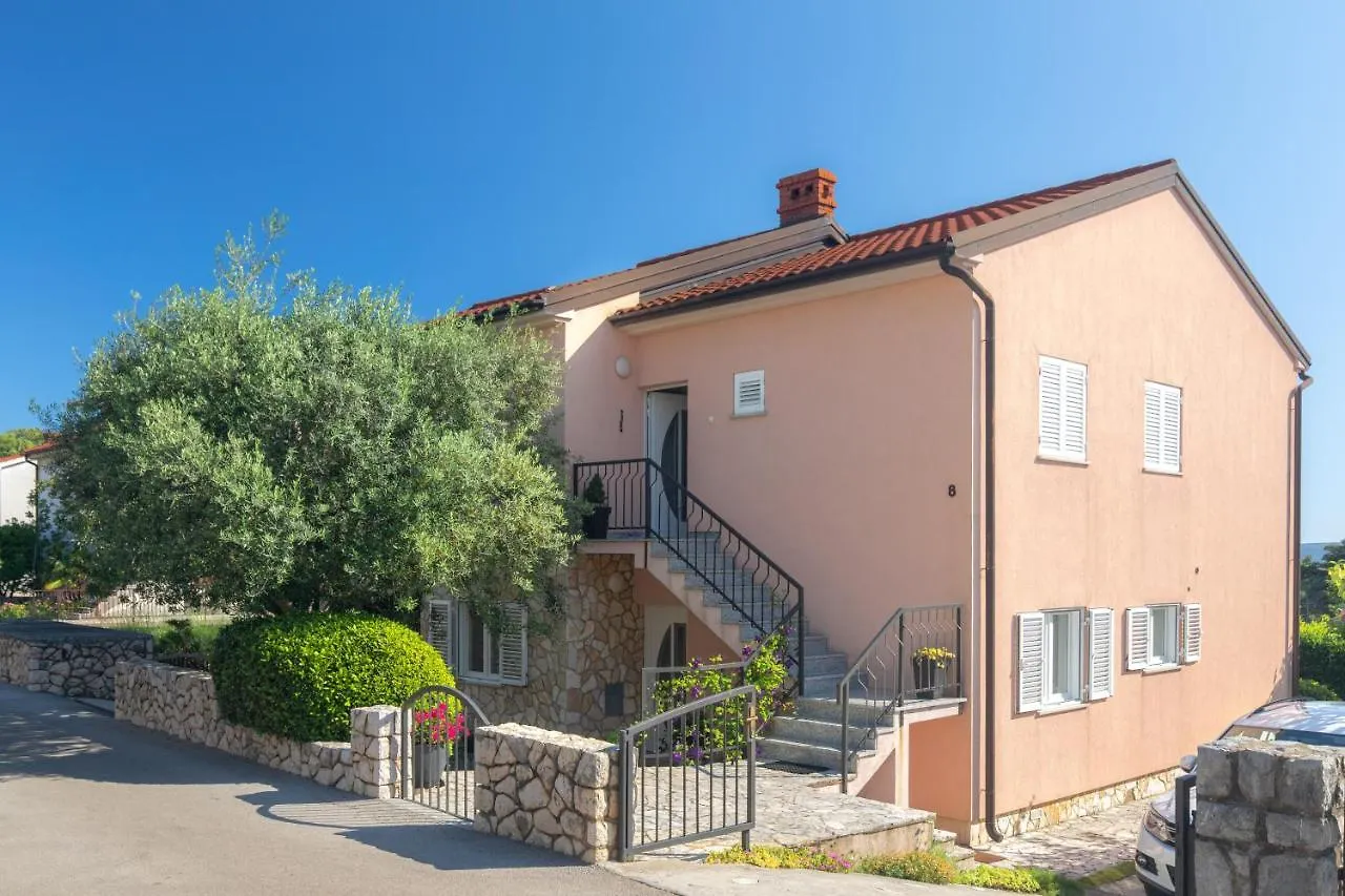 Apartment Lavanda With Beautiful Garden Krk Town Croatia