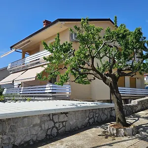 Appartamento Pavlovic, Krk Town