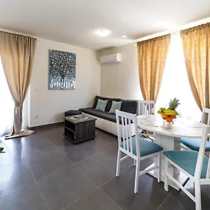 Leondori Apartman